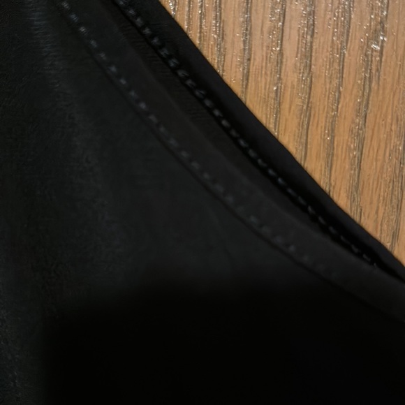 Beautiful black romper cold shoulder with drape sleeve - Picture 9 of 14